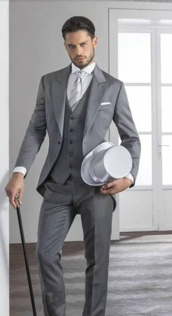 Padrinos de boda Negro pico solapa novio esmoquin burdeos traje de hombre boda mejor hombre (chaqueta + pantalones + corbata) trajes de alta calidad