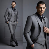 Nueva moda guapo gris oscuro traje de hombre traje de novio trajes de boda para los mejores hombres Slim Fit novio esmoquin para hombre (chaqueta + chaleco + pantalón)
