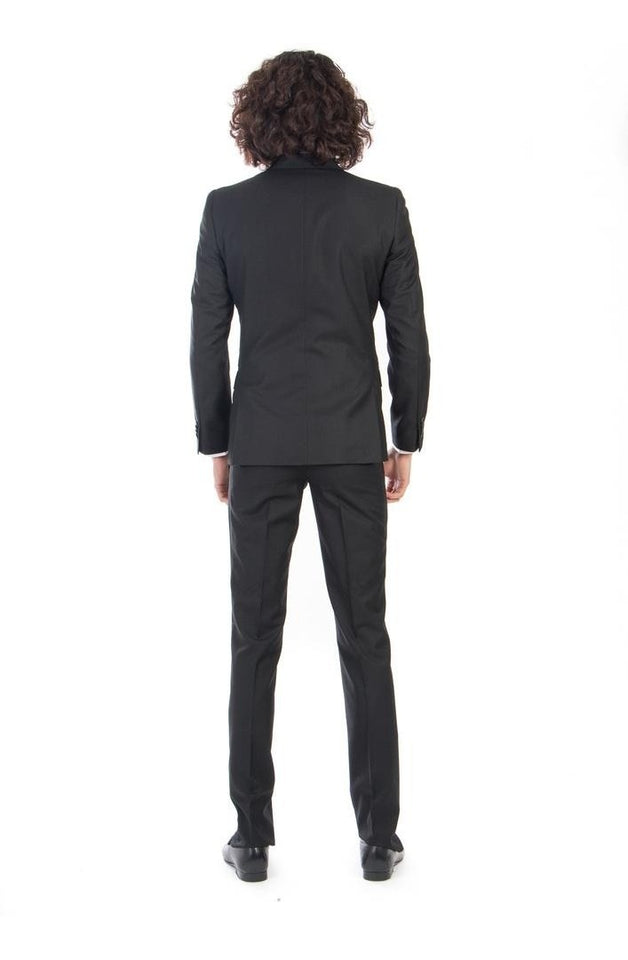 Elegante Traje Negro